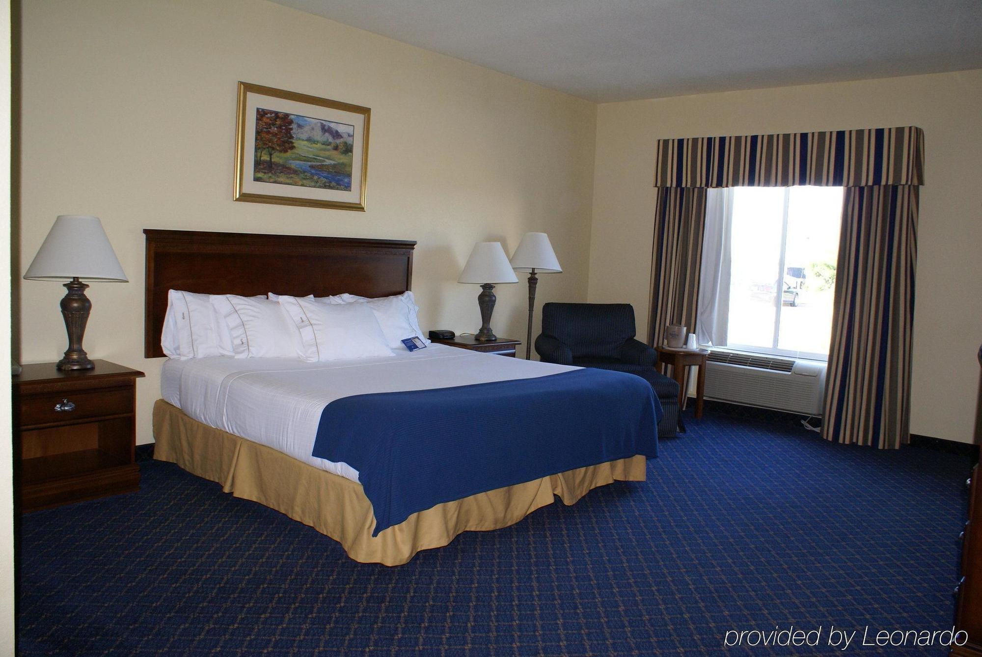 Holiday Inn Express Hotels & Suites Mountain Home By Ihg Phòng bức ảnh